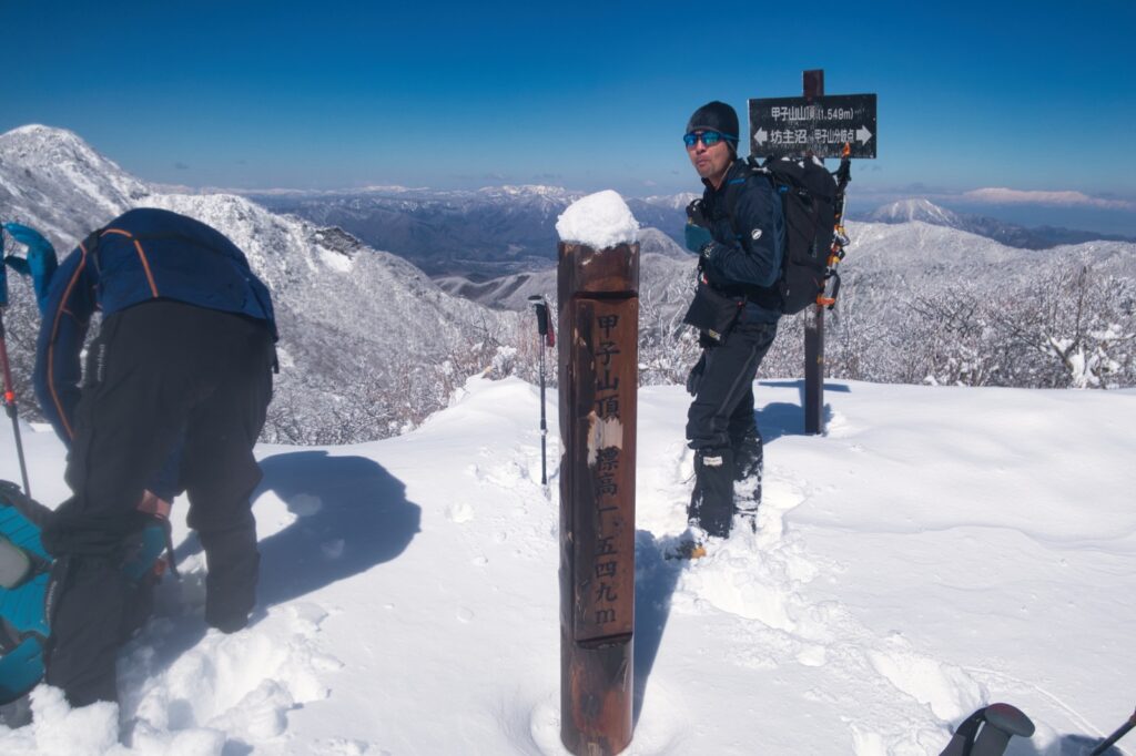 View of Kashiasahi-dake white ridge from Kasshi-yama summit - Japanese Alps