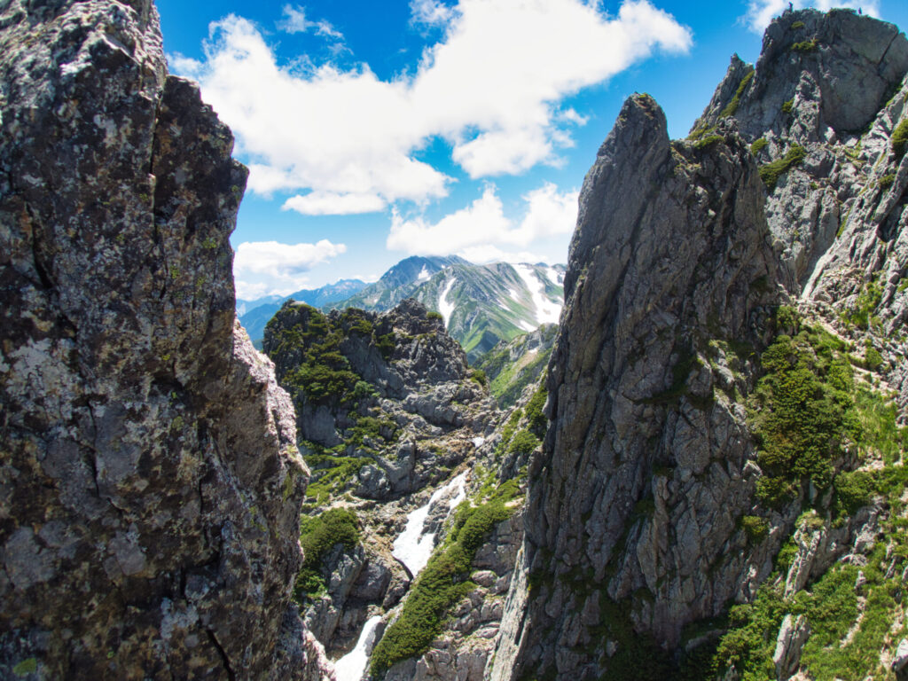 Yari-ga-take Hotaka Range viewed between Chinne Left Ridge and Cleopatra's Needle Mt. Tsurugi
