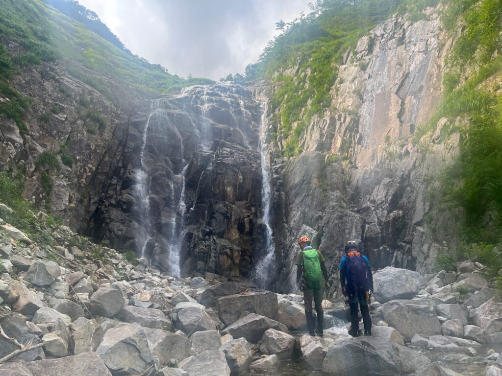 Climbing 50-meter waterfall right wall, Sasaana-zawa, Tanigawa Range Japan